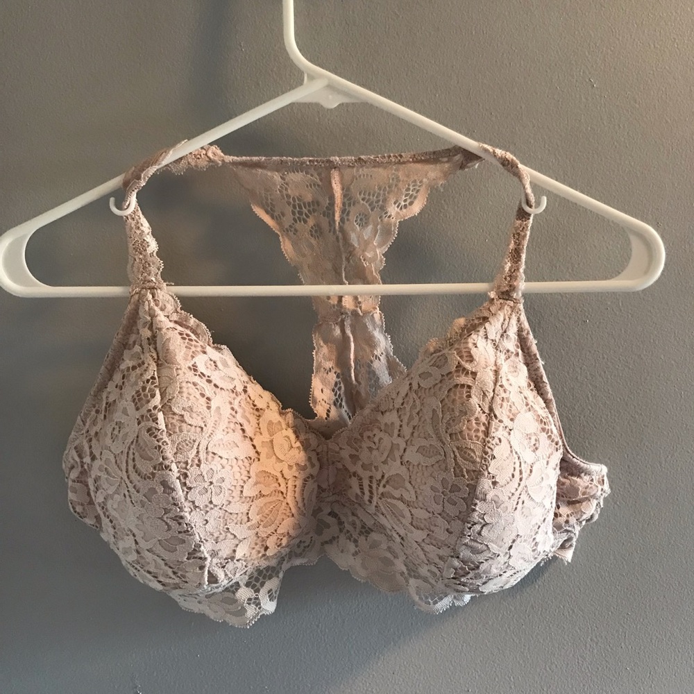 laced bra light pink